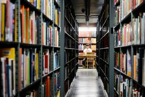 photo of student studying in Memorial Library